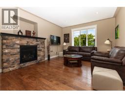 Primary Bedroom - 220 Michigan Pl, Campbell River, BC V9H0C7 Photo 9