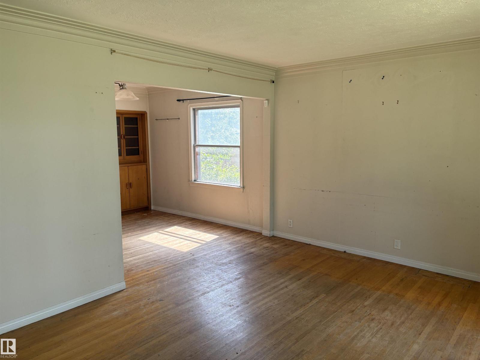 10845 140 ST NW - Image 8