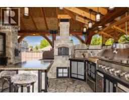 220 Michigan Pl, Campbell River, BC V9H0C7 Photo 42