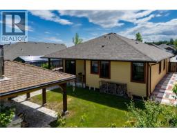 220 Michigan Pl, Campbell River, BC V9H0C7 Photo 35