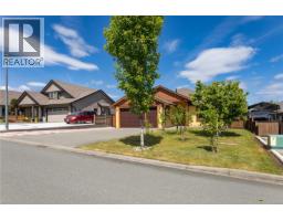 220 Michigan Pl, Campbell River, BC V9H0C7 Photo 61