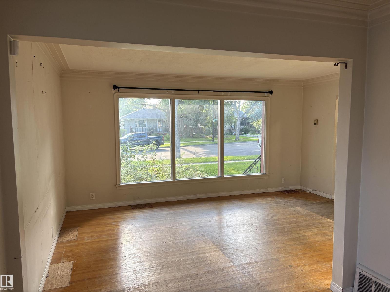 10845 140 ST NW - Image 5