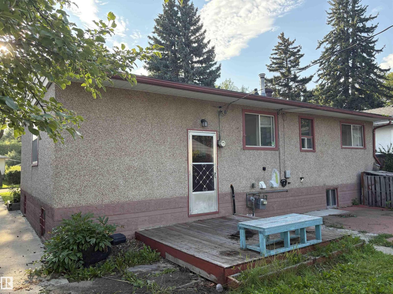 10845 140 ST NW - Image 11