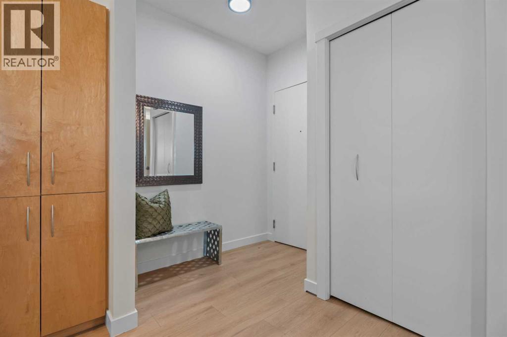 #123 69 Springborough Court SW - 8