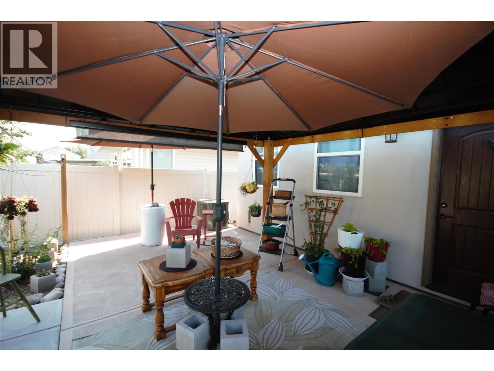 6941 MEADOWS Drive - 32