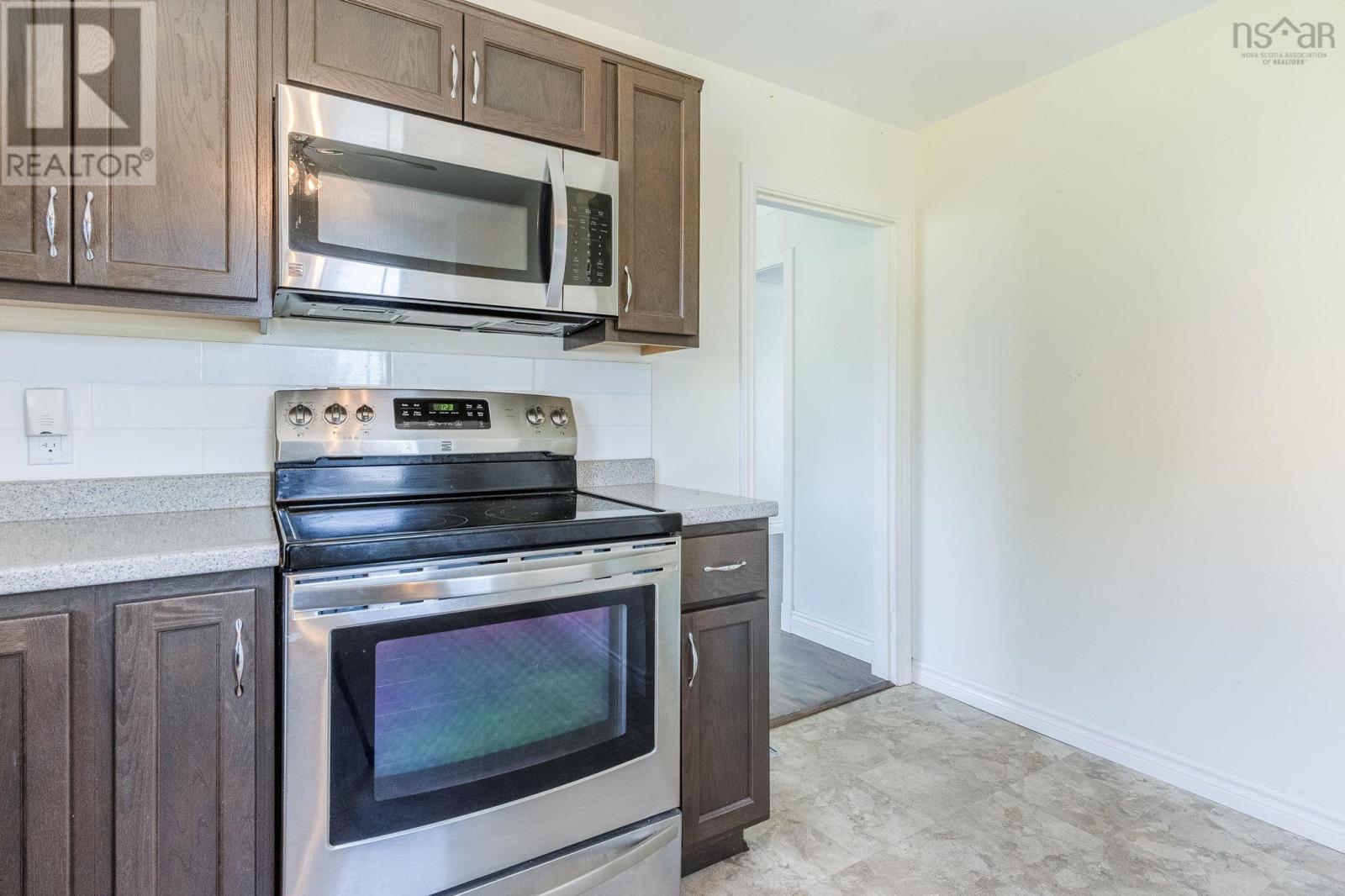 122 Cote Des Neiges Road - 13