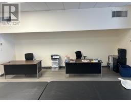 553 Queen St # Main Floor, Sault Ste  Marie, ON P6A2A3 Photo 8