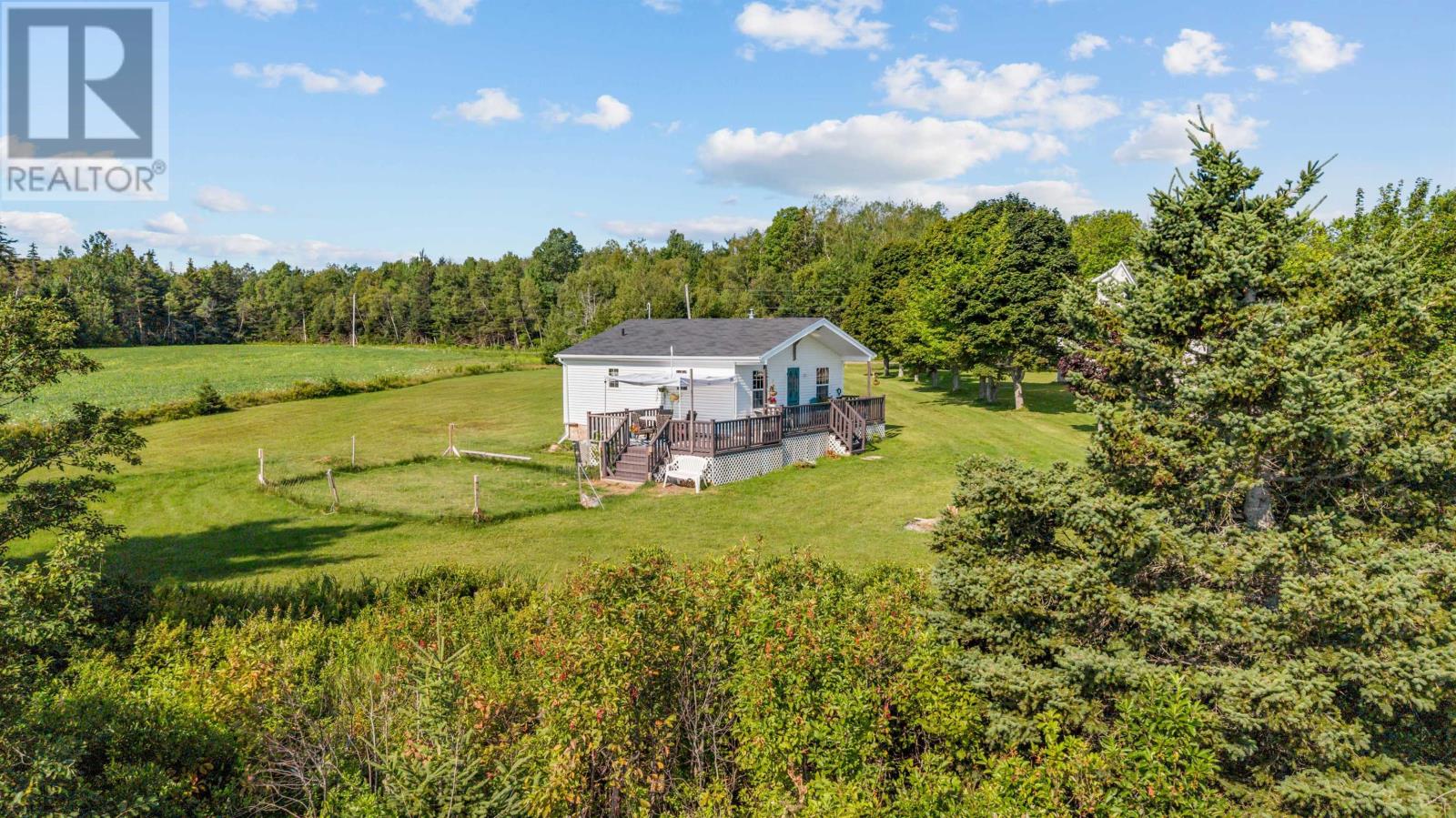 140 SULLIVAN Road, Foxley River — photo 2
