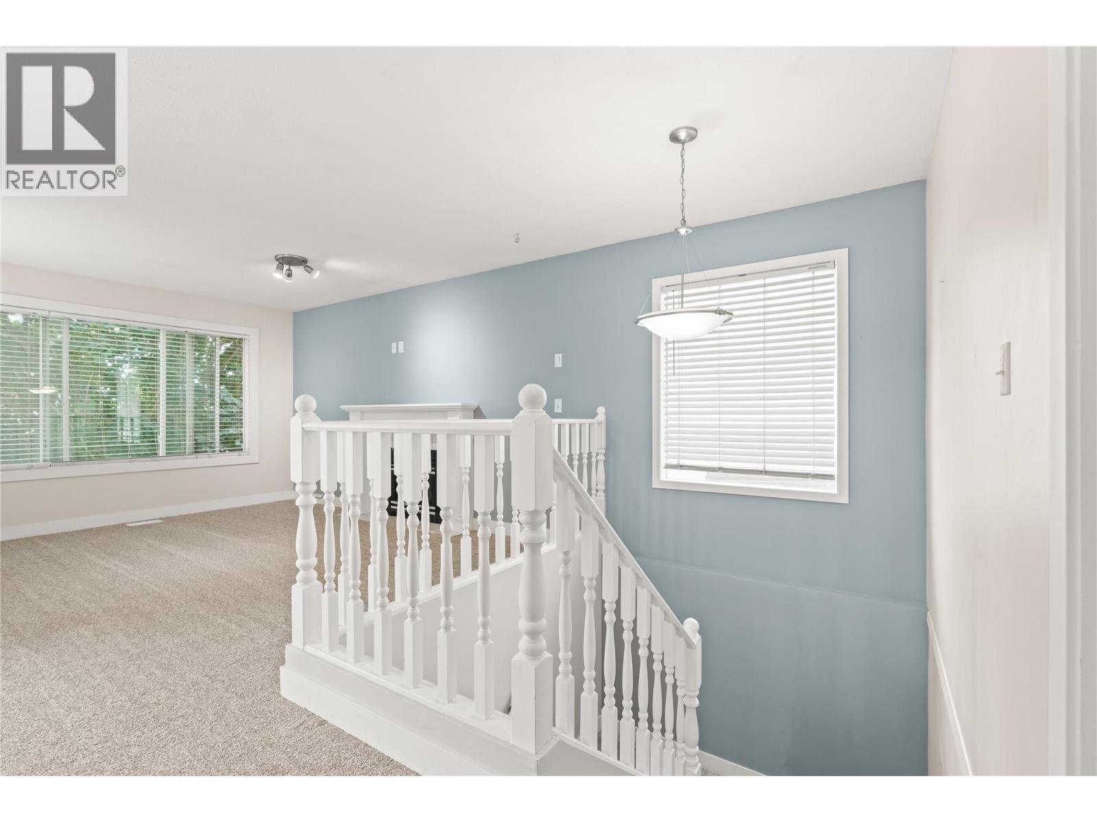 1908 Grandview Avenue - 10