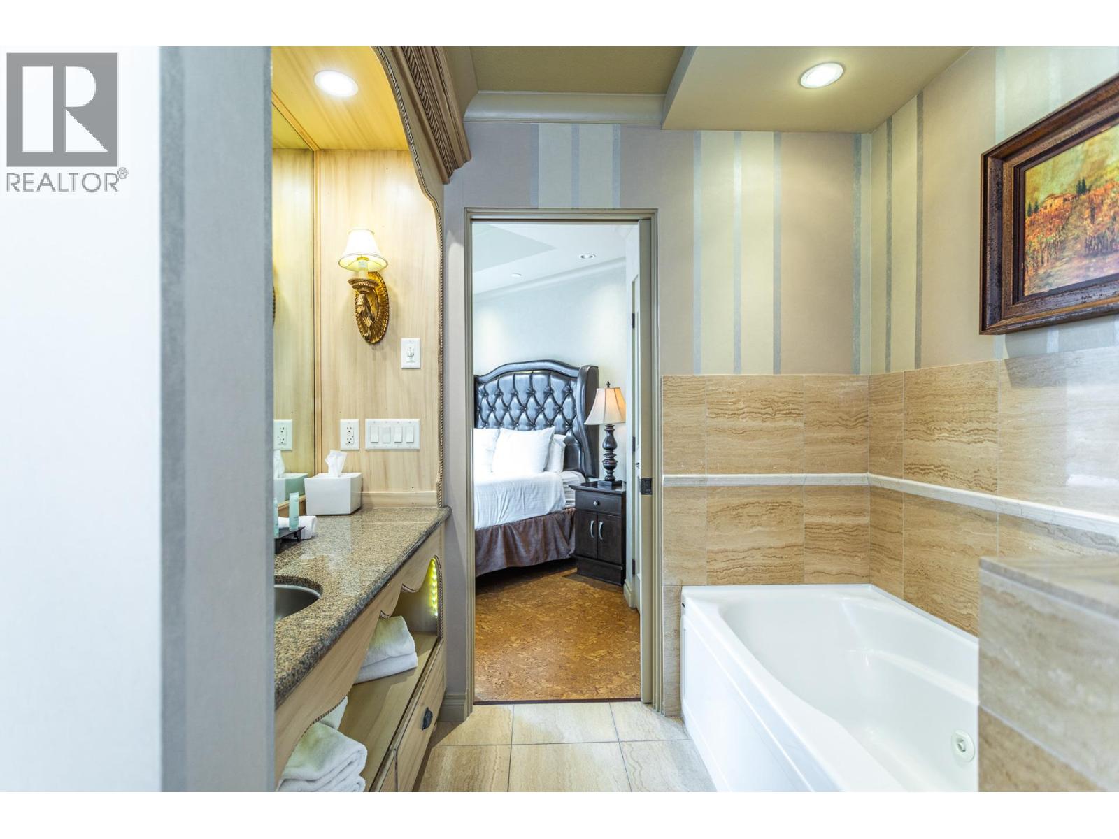 350 L12 1288 Water Street North, Kelowna