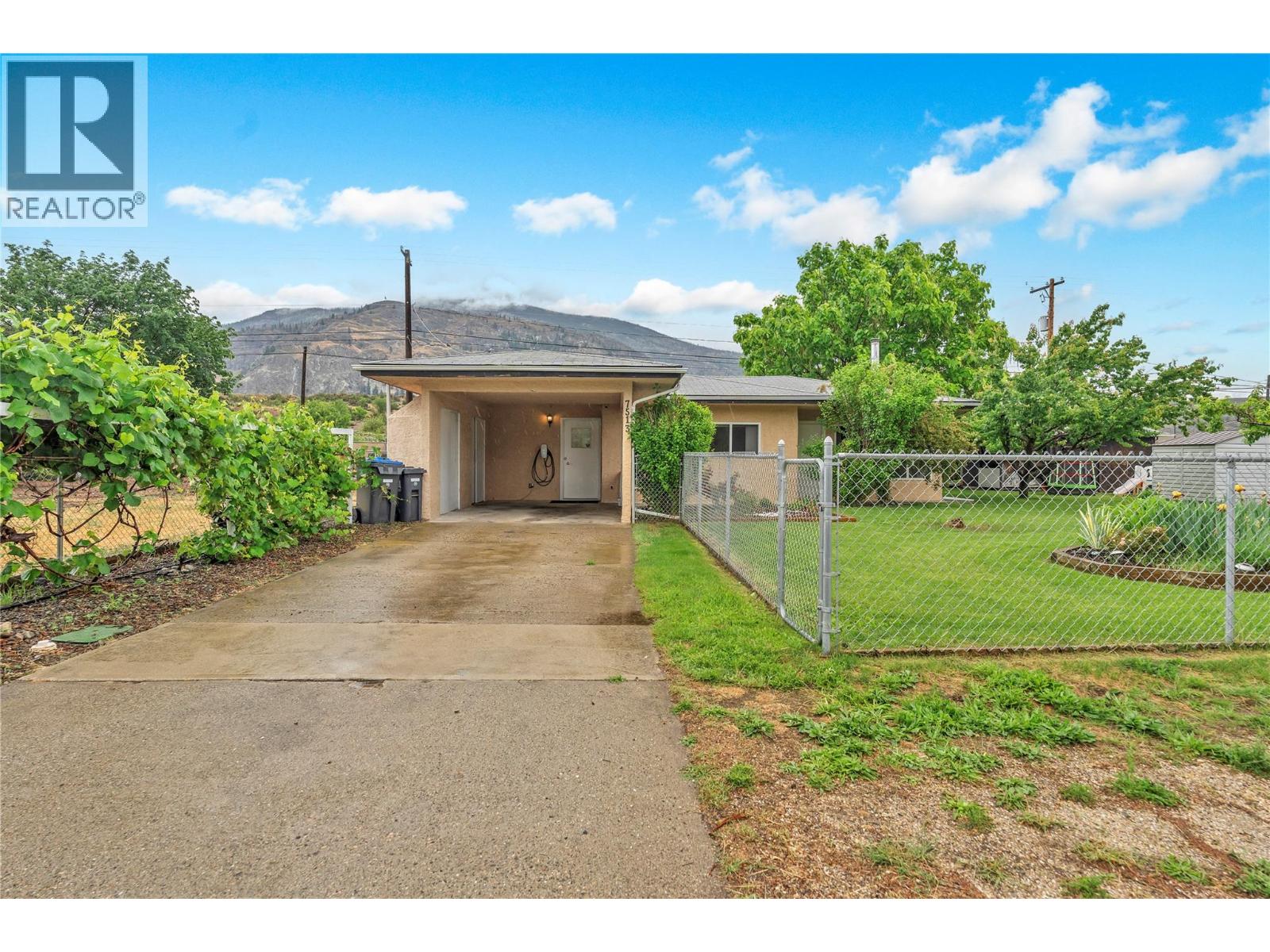 7513 CREST-A-WAY Road, Oliver