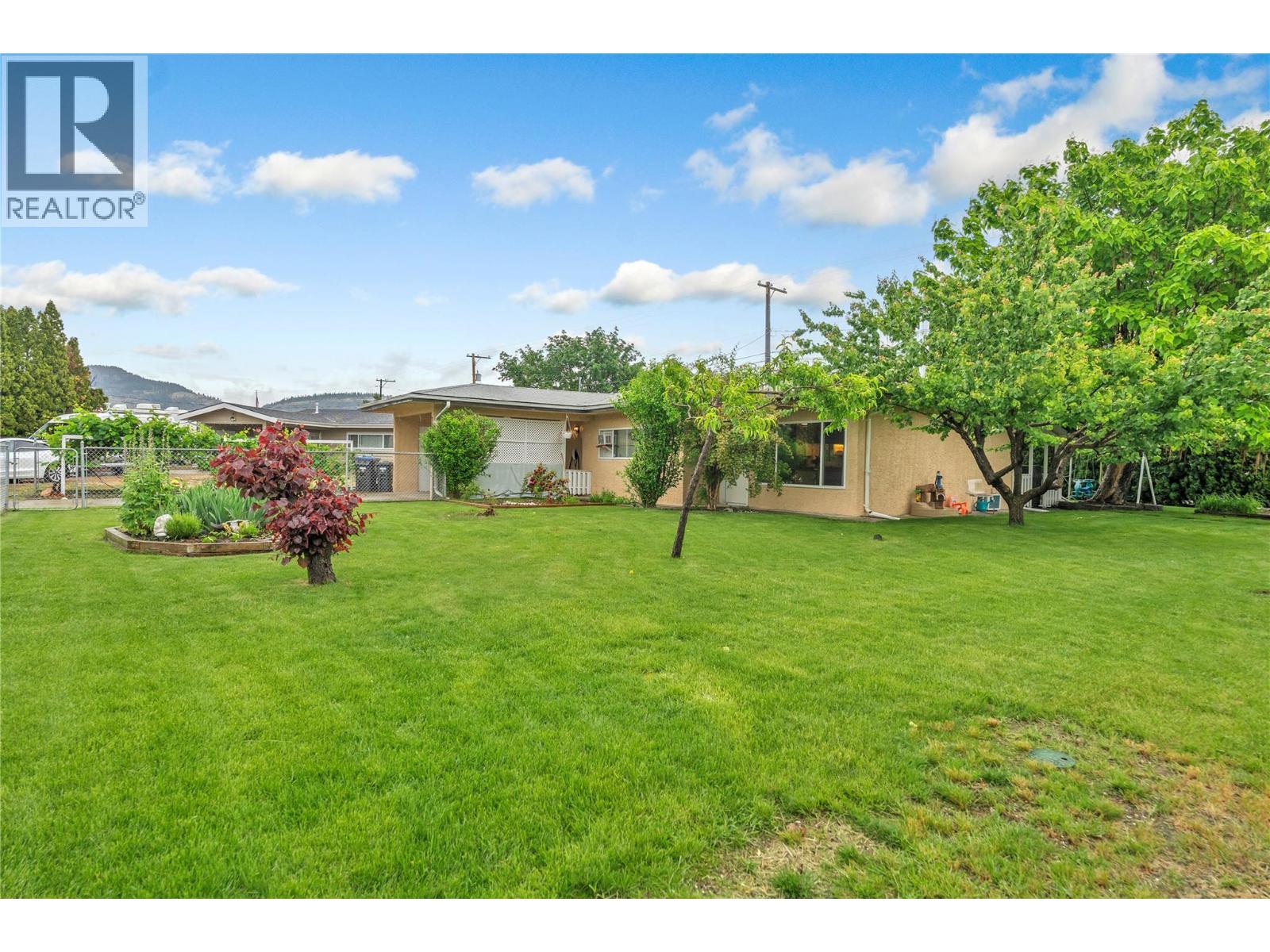 7513 CREST-A-WAY Road, Oliver