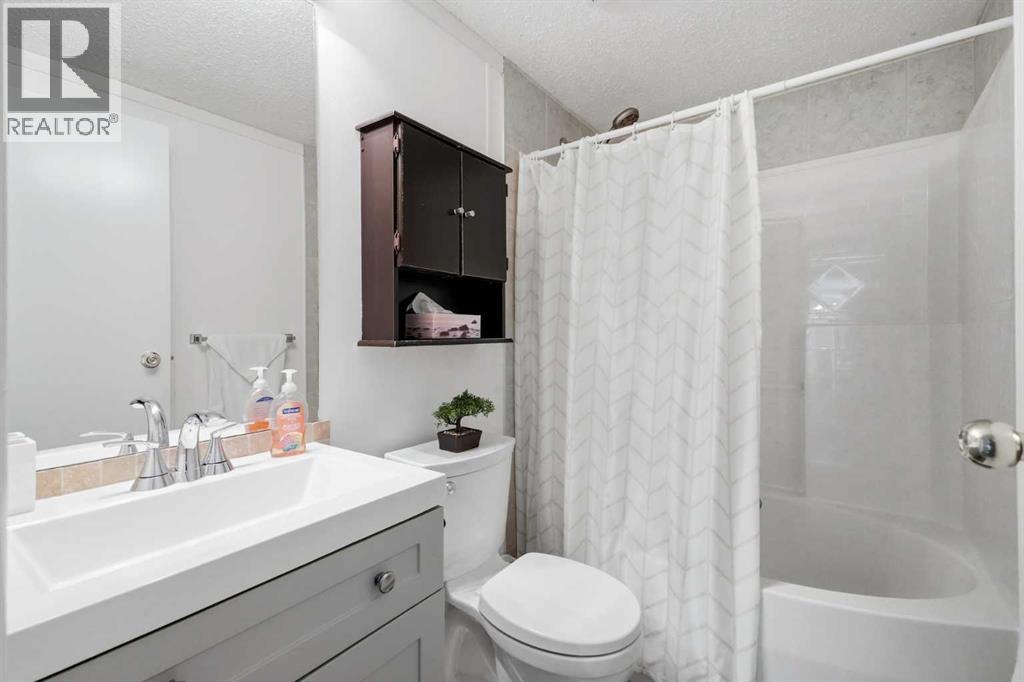 24, 649 Main Street N - Image 9