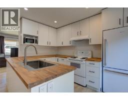 26 Stevens Cres, Lake Cowichan, BC V0R2G0 Photo 16