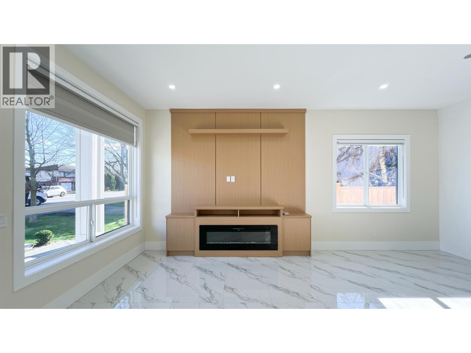 4 Bed, 4 Bath House for Sale in Ladner – 5169 57 STREET, Ladner – MLS# R3154142 - Image 11