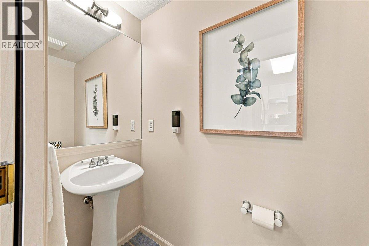 3 Bed, 3 Bath House for Sale in Vancouver – 56 3436 TERRA VITA PLACE, Vancouver – MLS# R3154144 - Image 17