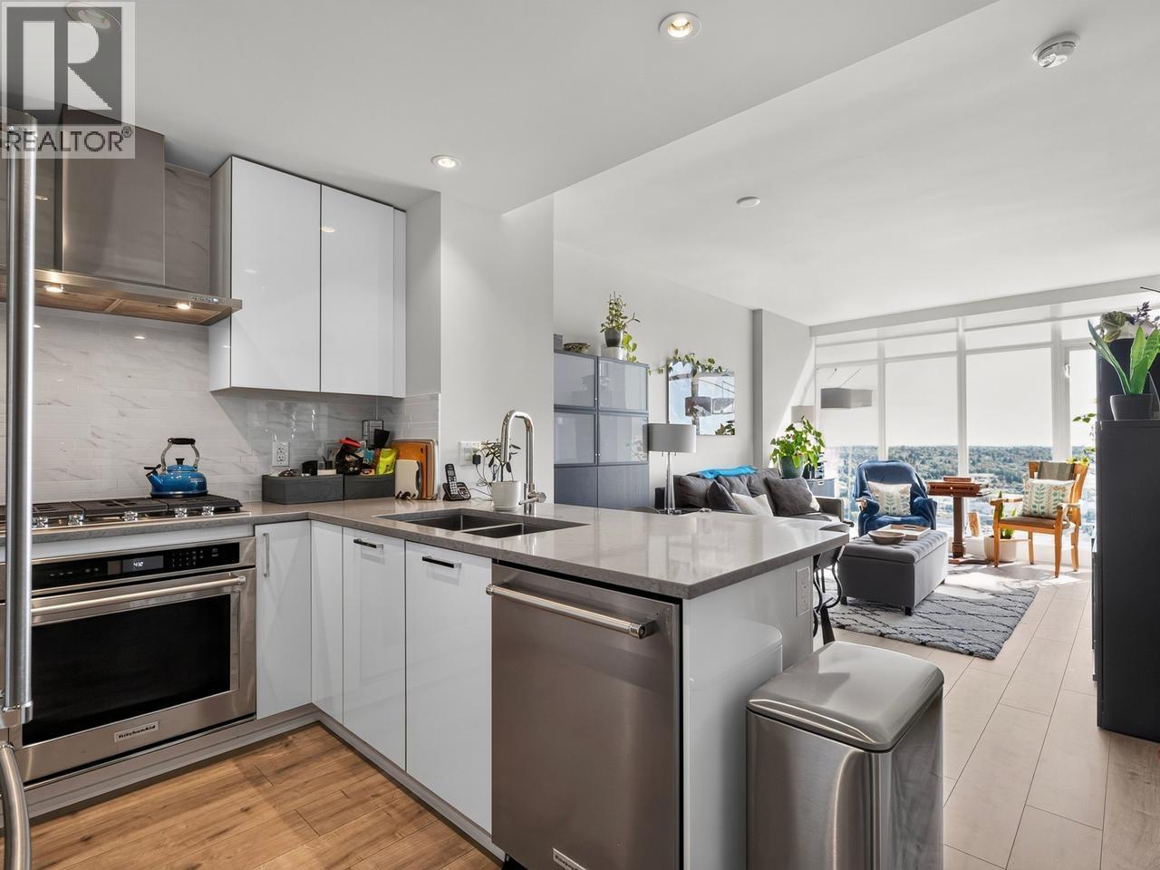 1 Bed, 1 Bath House for Sale in Burnaby – 3603 1788 GILMORE AVENUE, Burnaby – MLS# R3154171 - Image 2