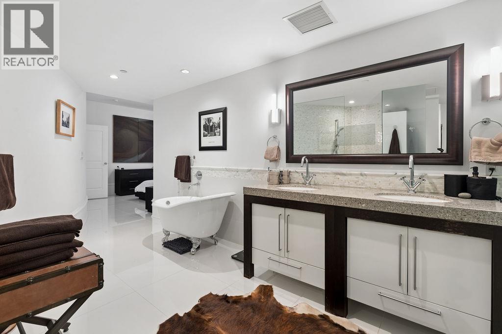2 Bed, 2 Bath Apartment for Sale in Vancouver – 304 1102 HORNBY STREET, Vancouver – MLS# R3154198 - Image 22