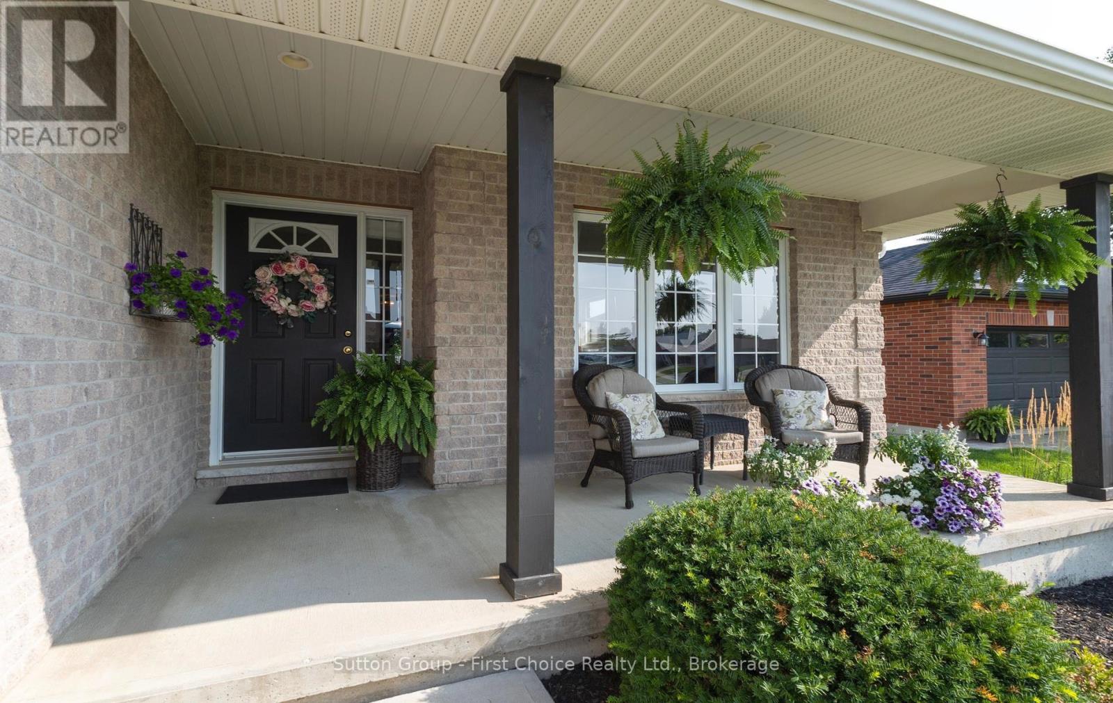 181 BENDER AVENUE - Image 3