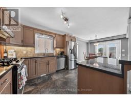 Primary Bedroom - 58 Washburn Drive, Guelph, ON N1E0B2 Photo 10