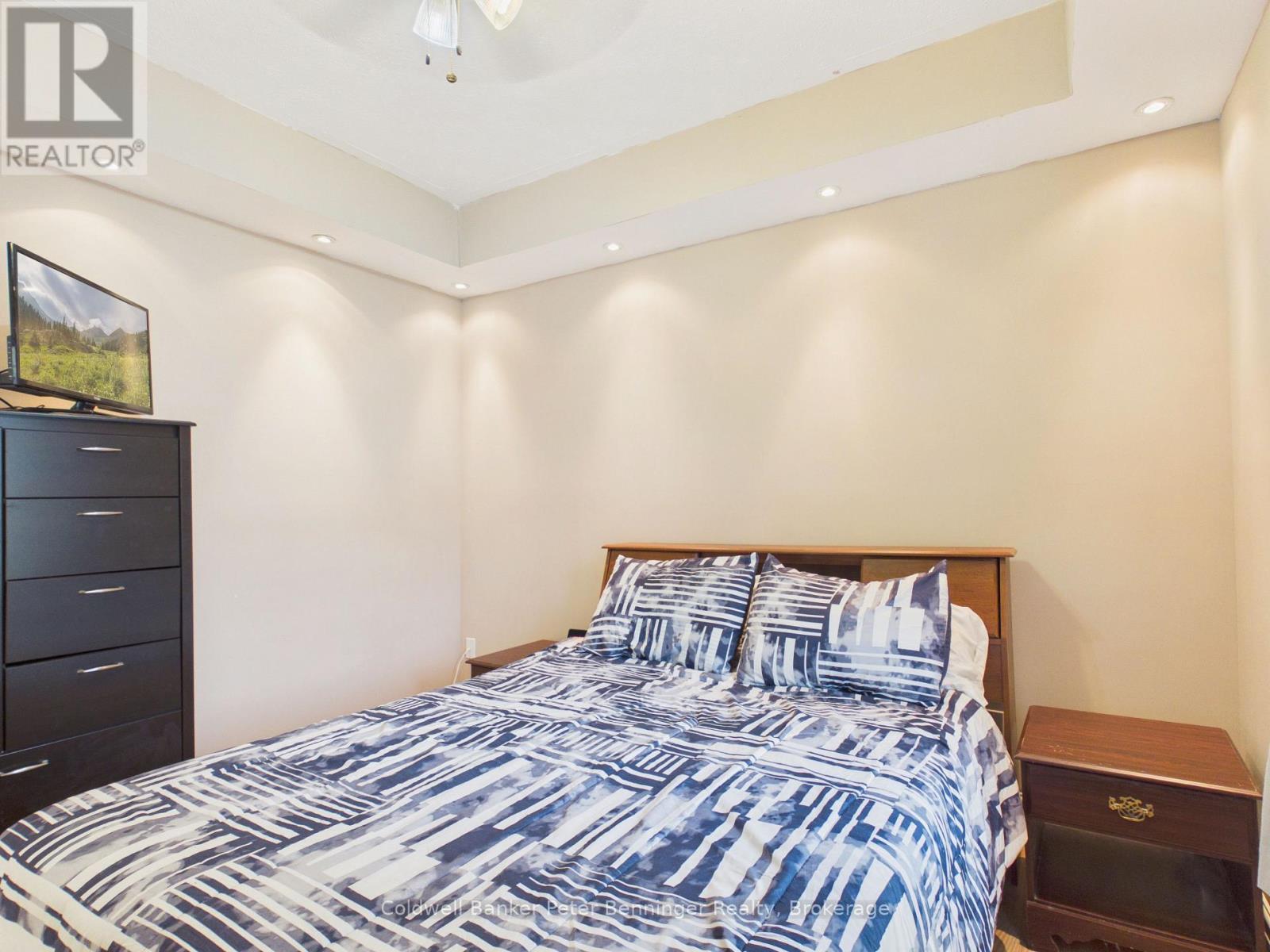 7 YONGE STREET S - 15