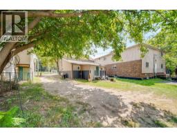 3080 Sandwich Street, Windsor, ON N9C1A4 Photo 19
