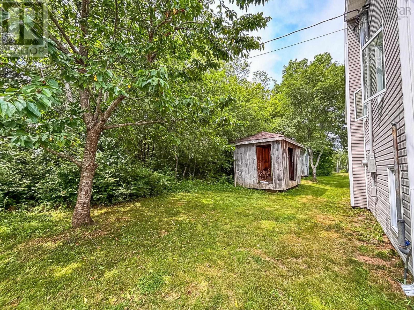 Property 41 of 49 of 90 Orchard Heights