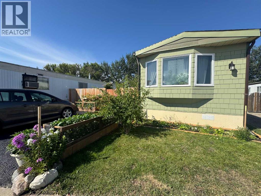 53, 2715 Westside Drive W - 2