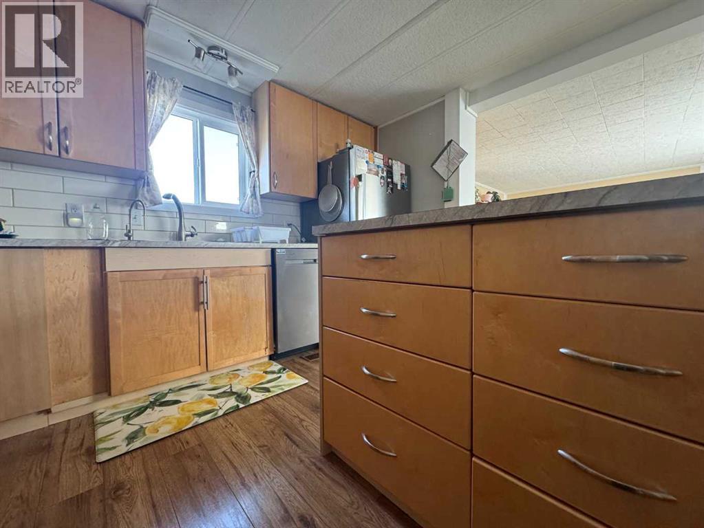 53, 2715 Westside Drive W - 6