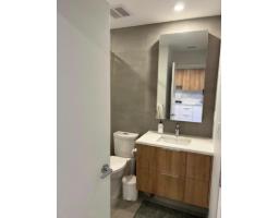 905 13387 Old Yale Road, Surrey, BC V3T0V6 Photo 11