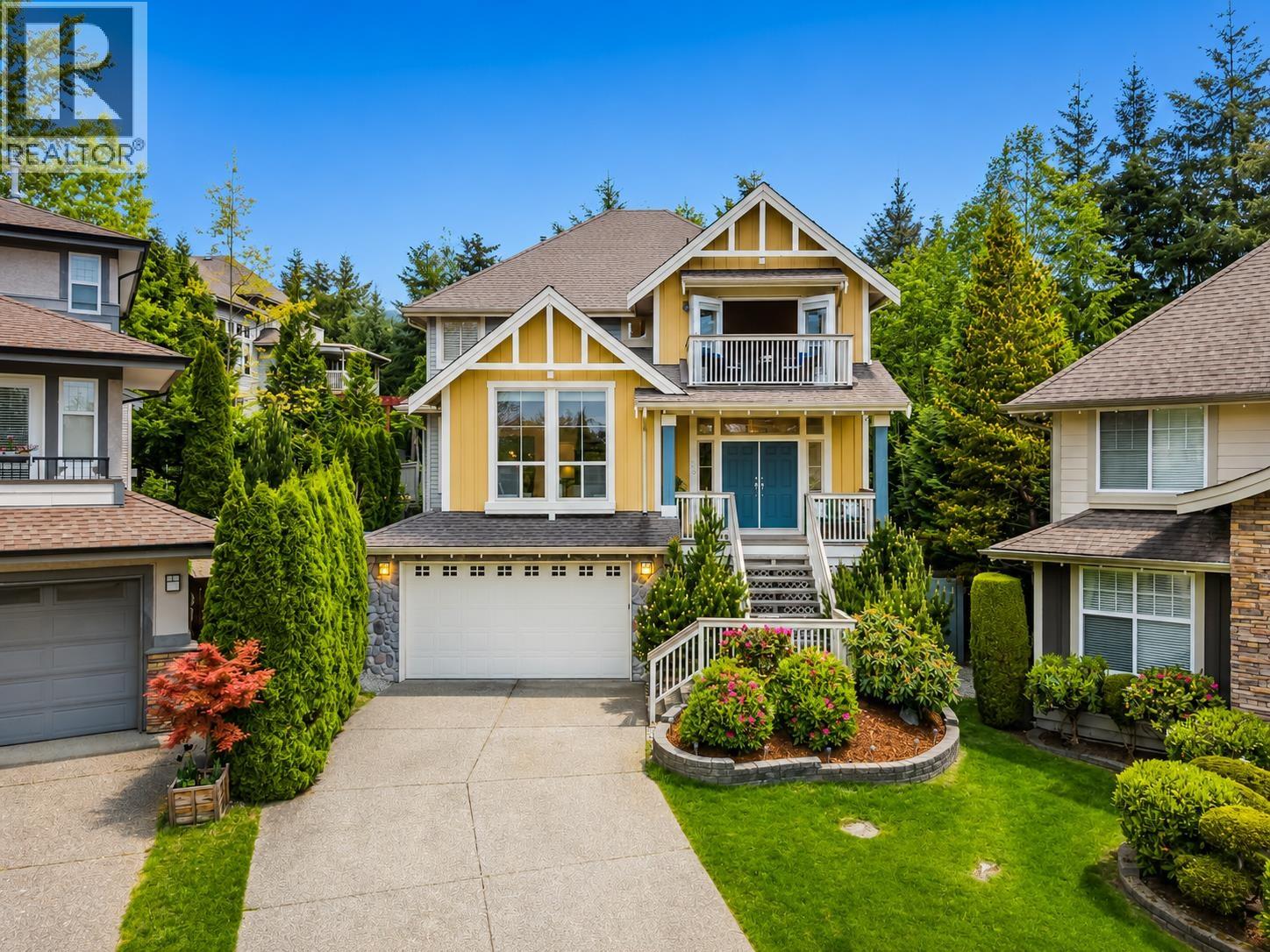 36 MAPLE COURT