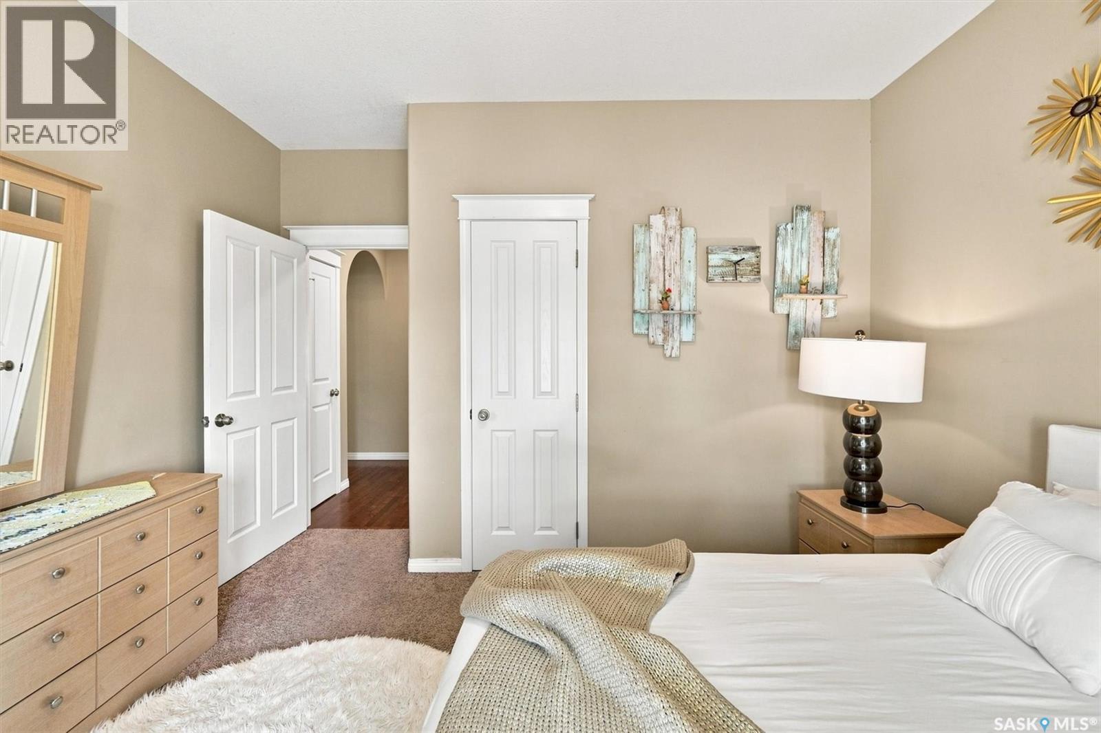 715 Bellmont COURT - 26
