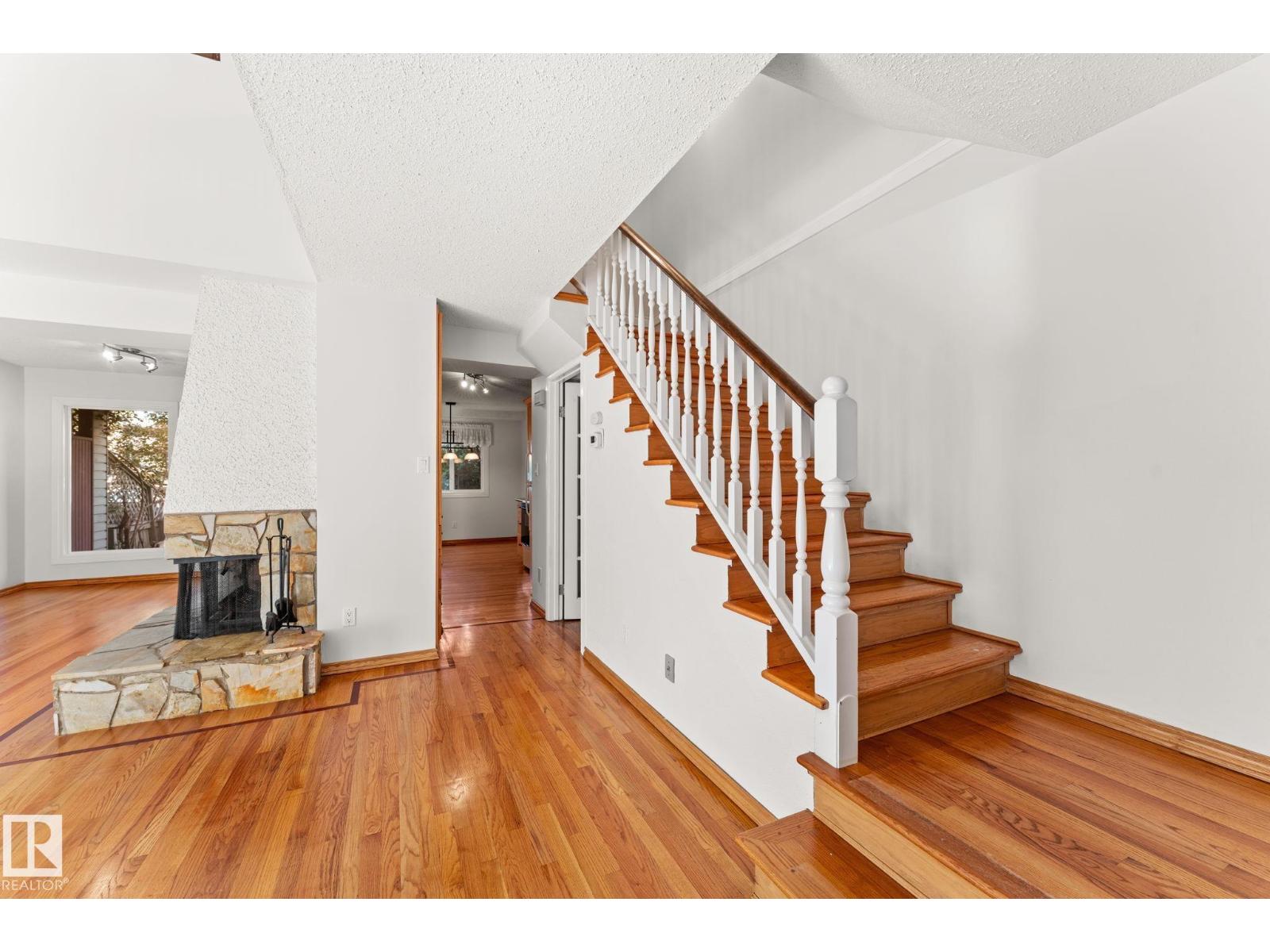 5367 HILL VIEW CR NW - 22