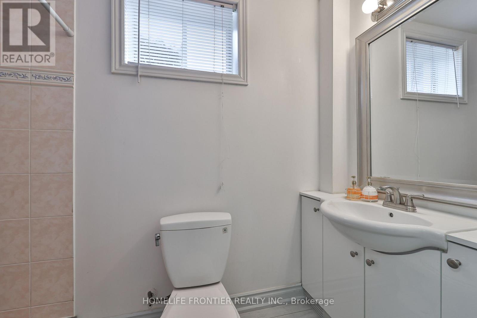 30 SAINT AVENUE - 33