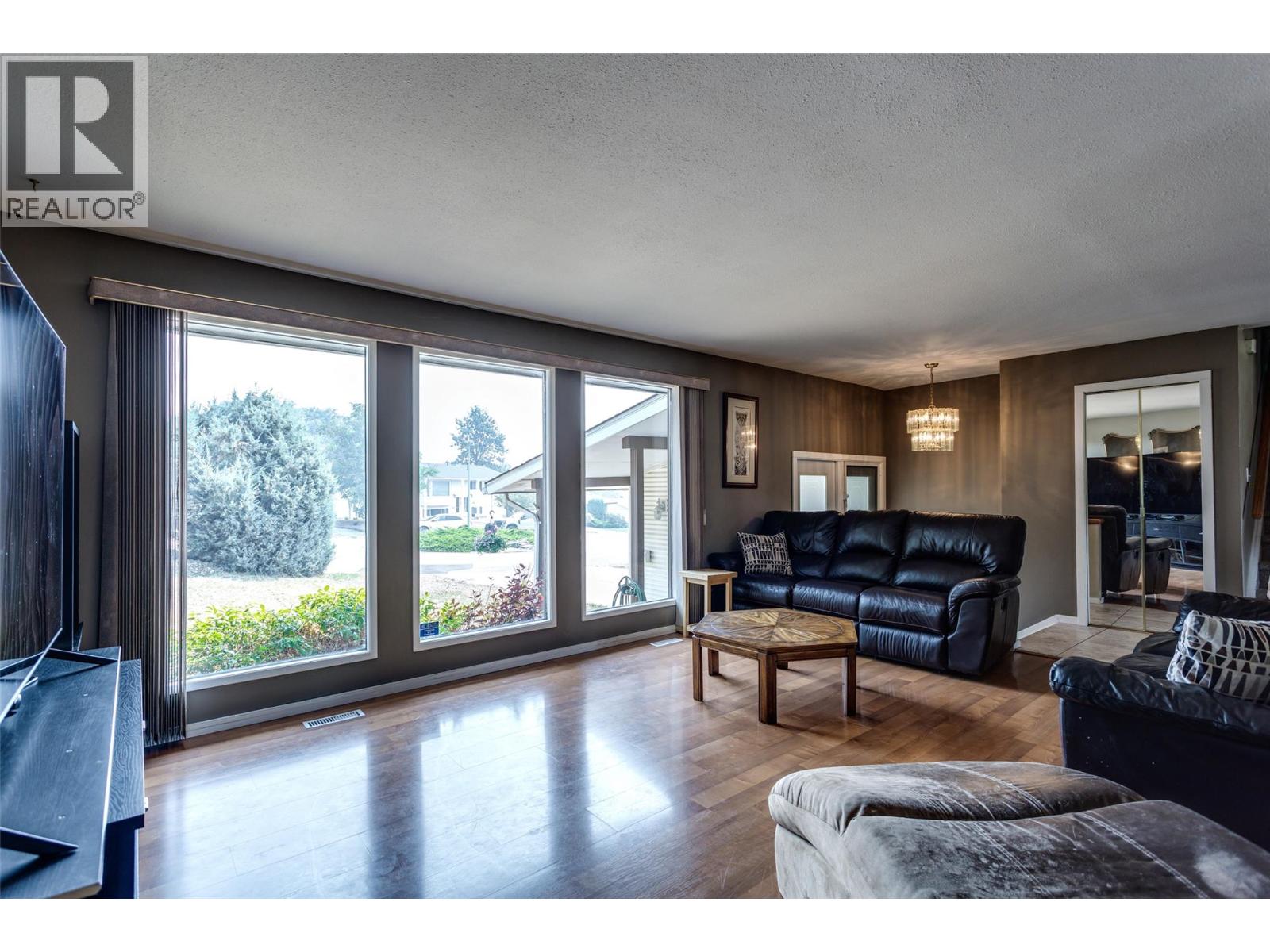 840 Liban Court - 12