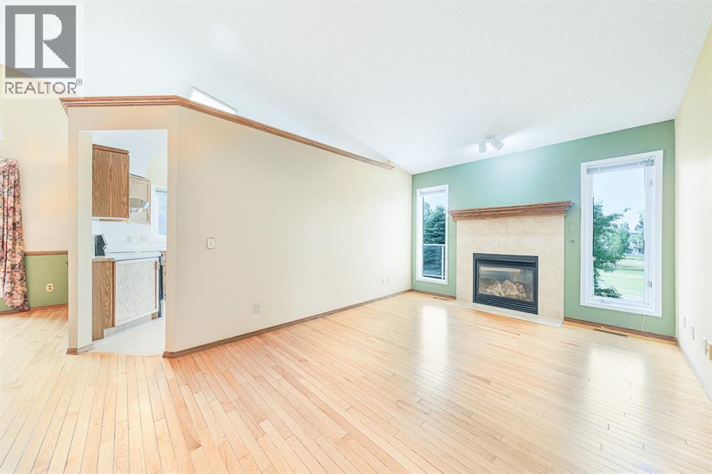 22 Douglas Woods Park SE, Douglasdale/Glen, Calgary photo 4