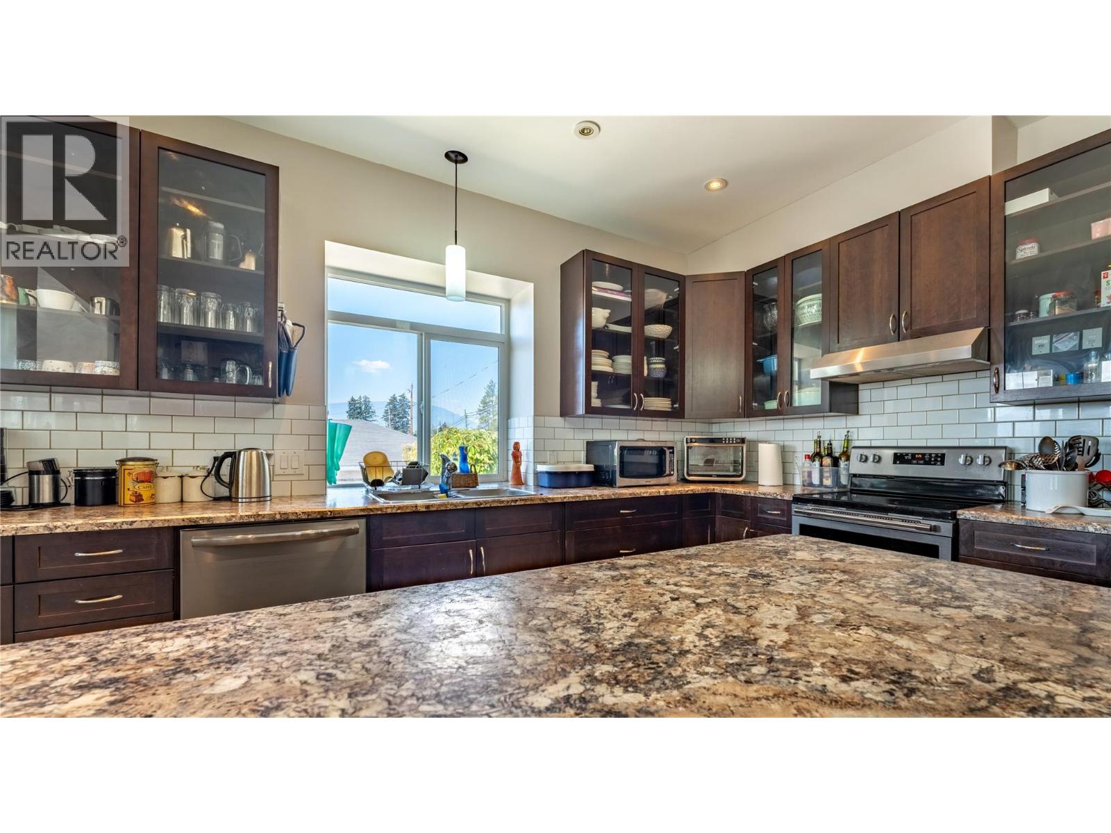 201 25TH Avenue S - 12