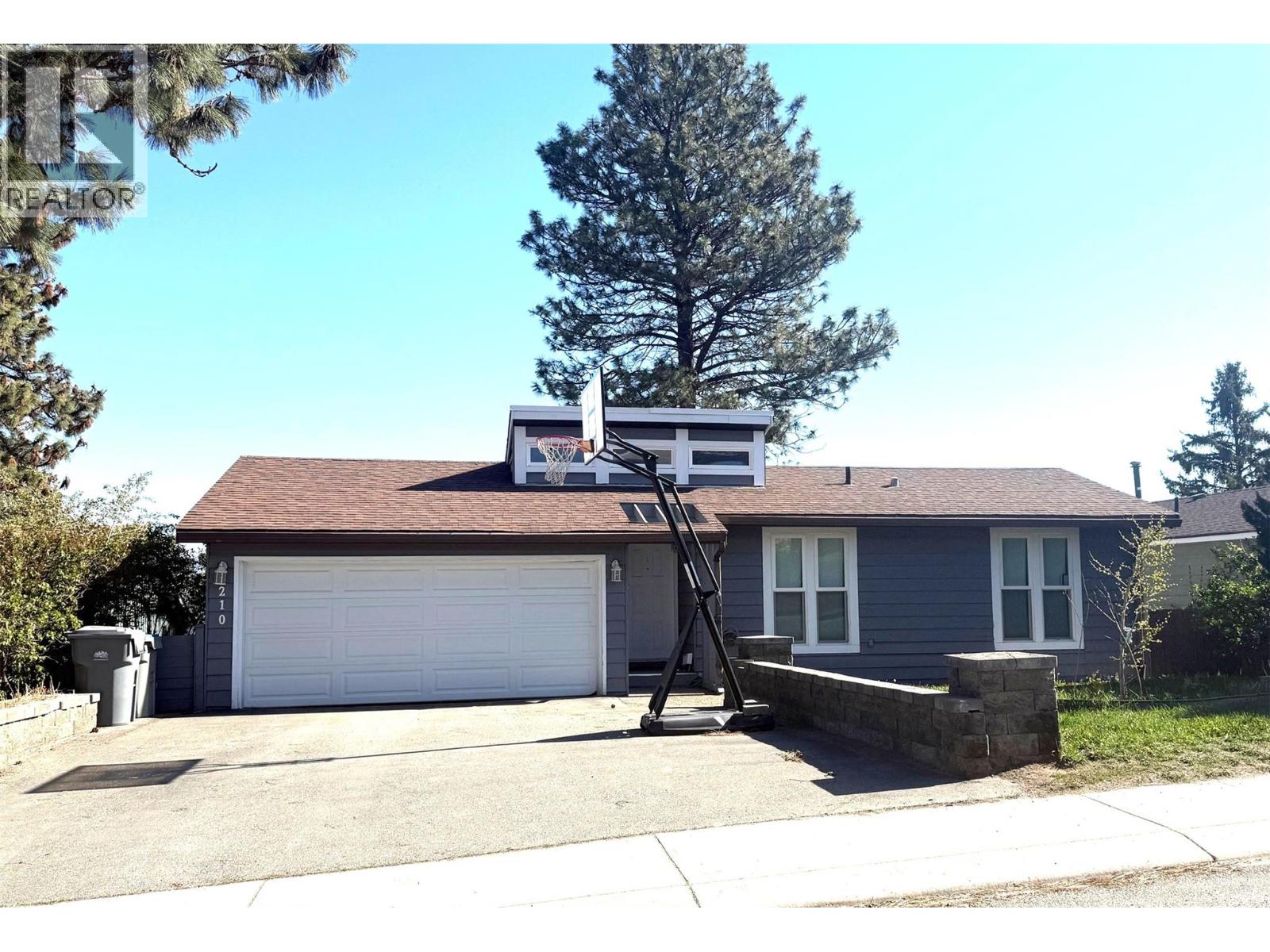 Property for sale at 210 ROBSON Drive