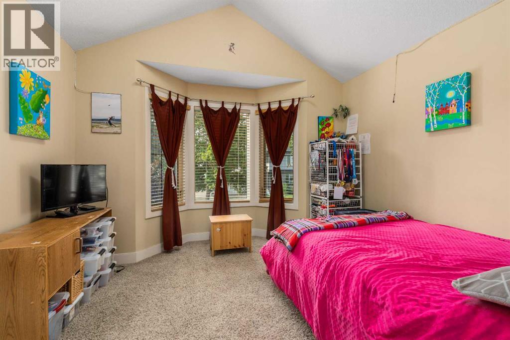 2526 3 Avenue NW - Image 16