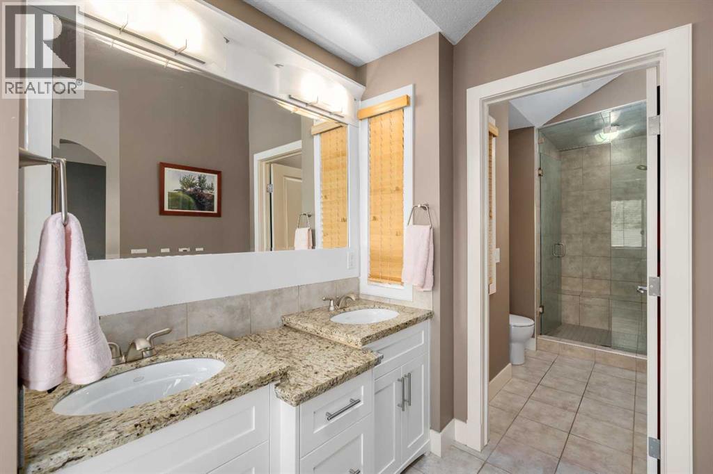 2526 3 Avenue NW - Image 24