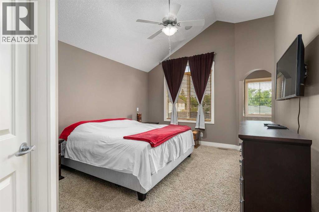 2526 3 Avenue NW - Image 22