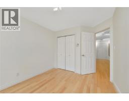 301 1694 Cedar Hill Cross Rd, Saanich, BC V8P2P7 Photo 15