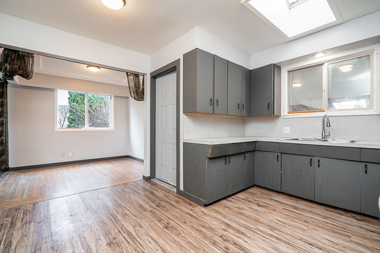 2 Bed, 2 Bath House for Sale in Chilliwack – 46782 FIRST AVENUE, Chilliwack Proper East – MLS# R3154226 - Image 15