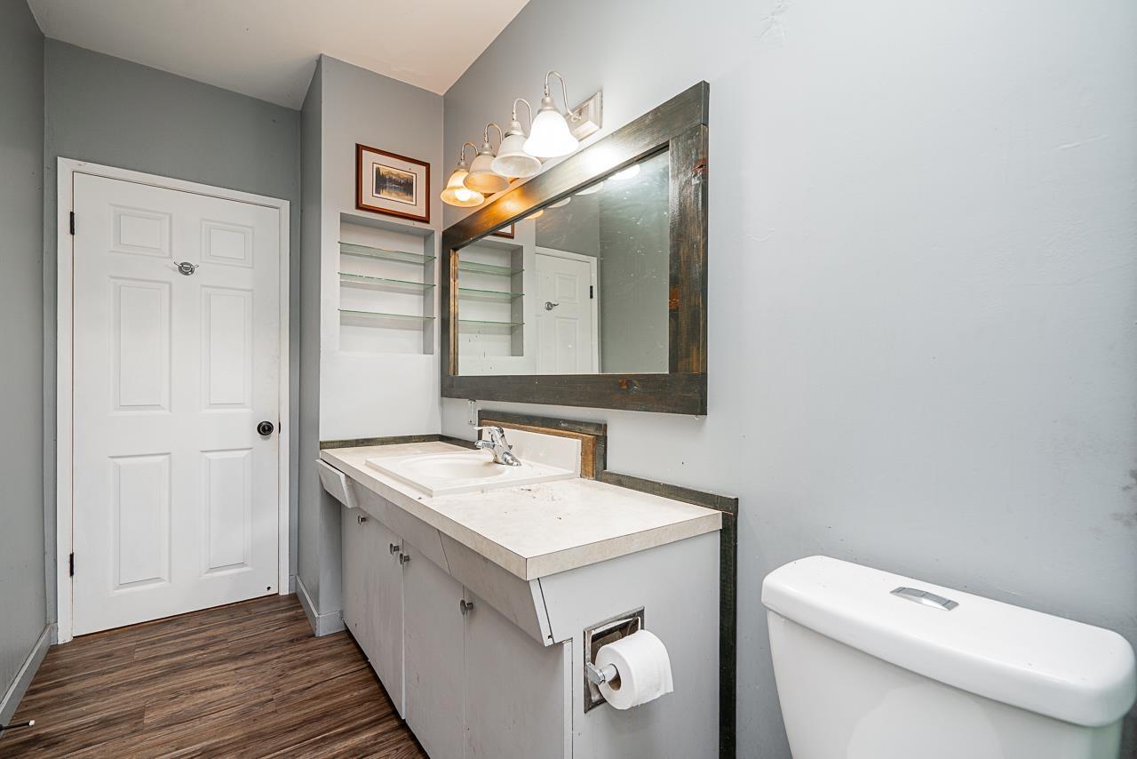 2 Bed, 2 Bath House for Sale in Chilliwack – 46782 FIRST AVENUE, Chilliwack Proper East – MLS# R3154226 - Image 23