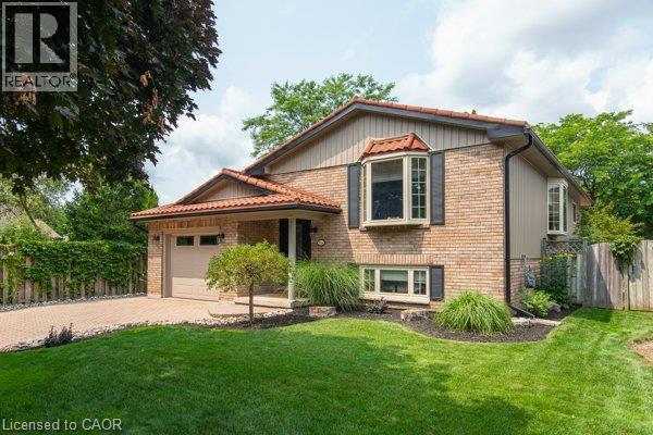 154 AMBLESIDE Court - 1