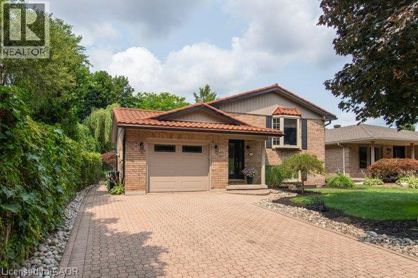 154 AMBLESIDE Court - 2