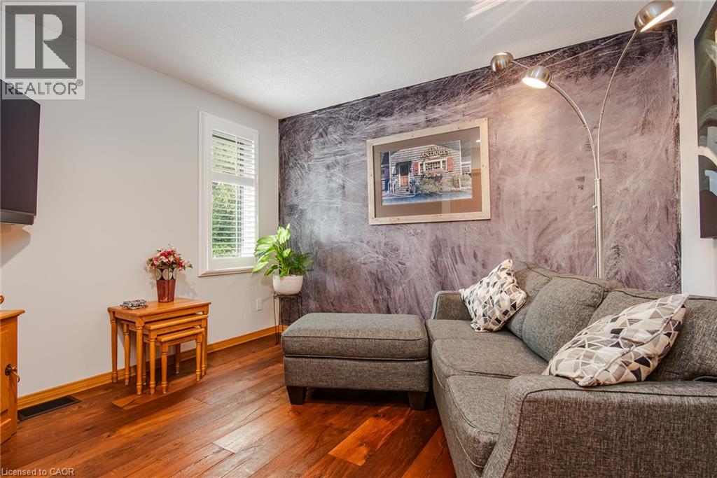 154 AMBLESIDE Court - 23