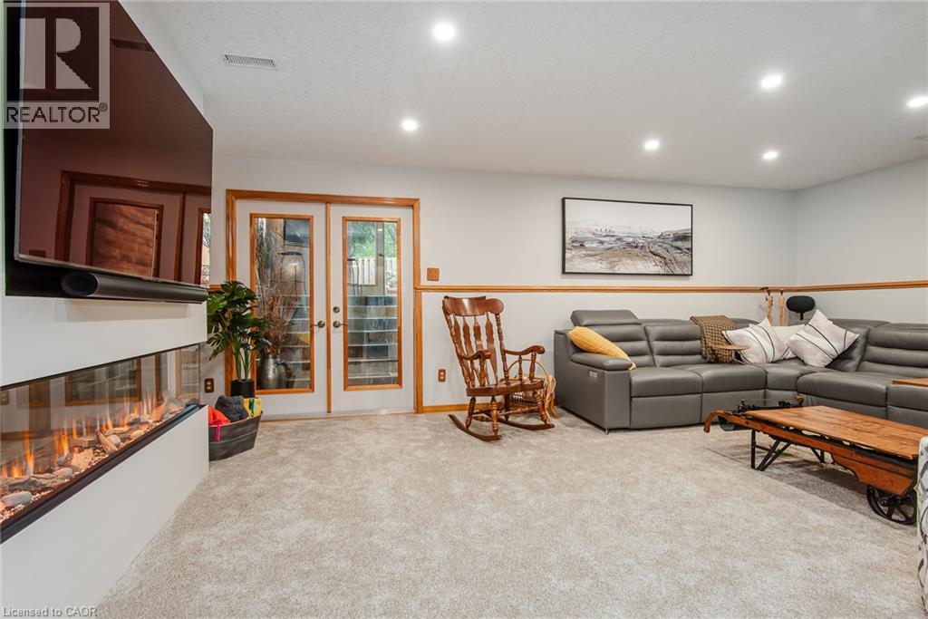 154 AMBLESIDE Court - 24