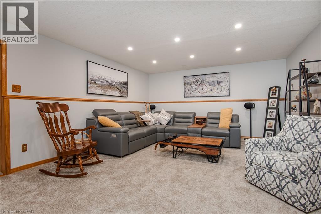 154 AMBLESIDE Court - 25