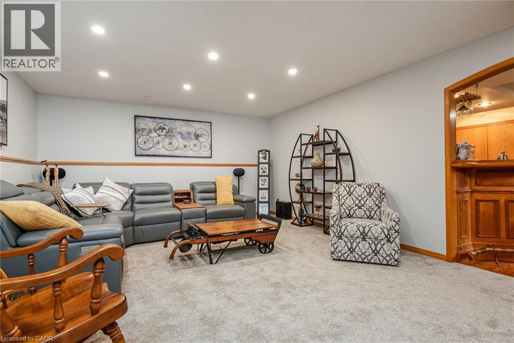 154 AMBLESIDE Court - 27